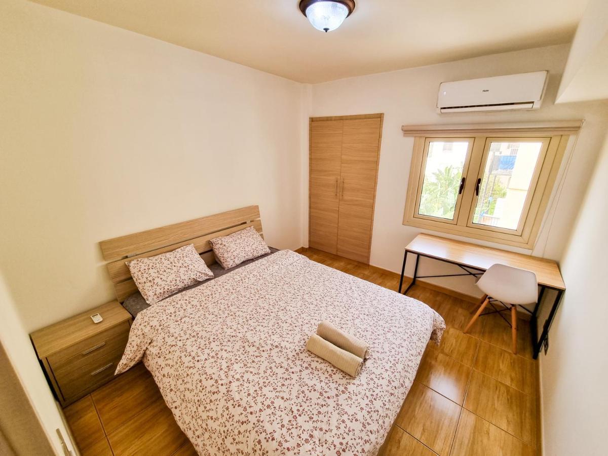 Sunbay City Rooms Larnaca Exterior foto