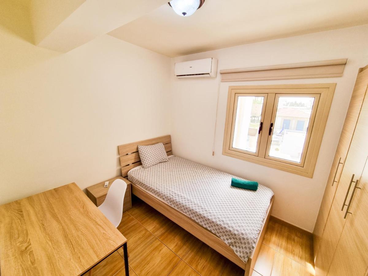 Sunbay City Rooms Larnaca Exterior foto