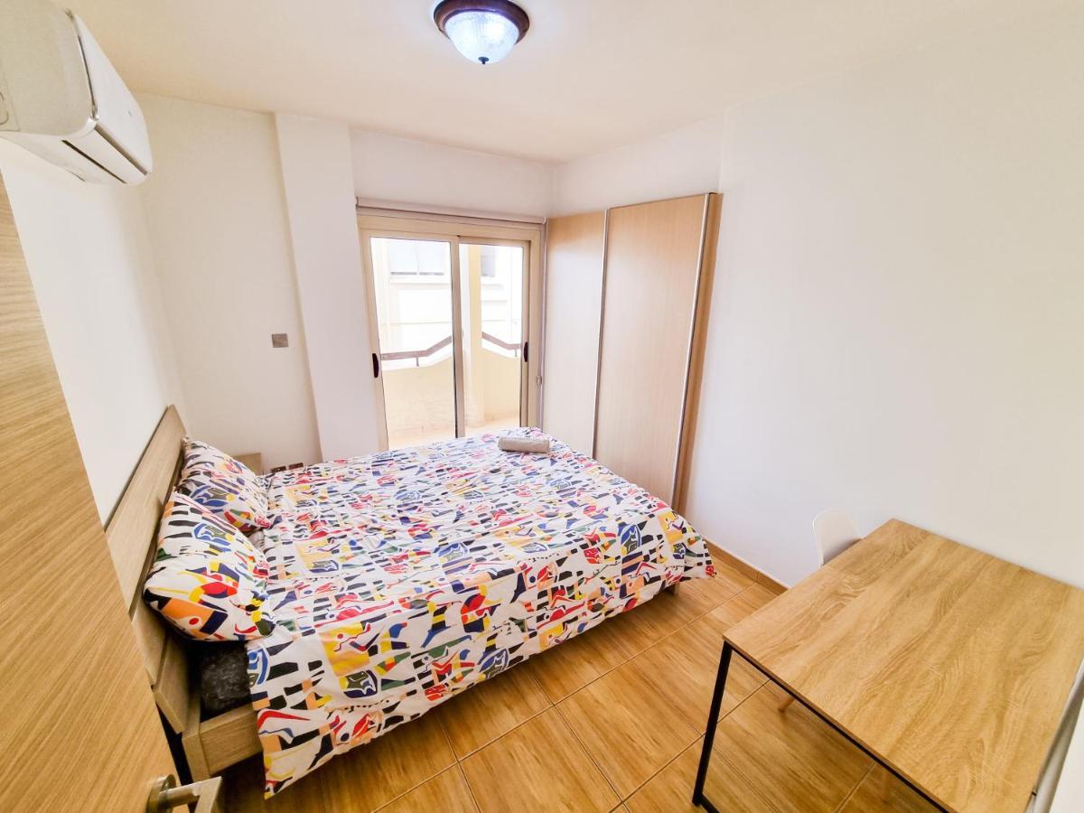 Sunbay City Rooms Larnaca Exterior foto