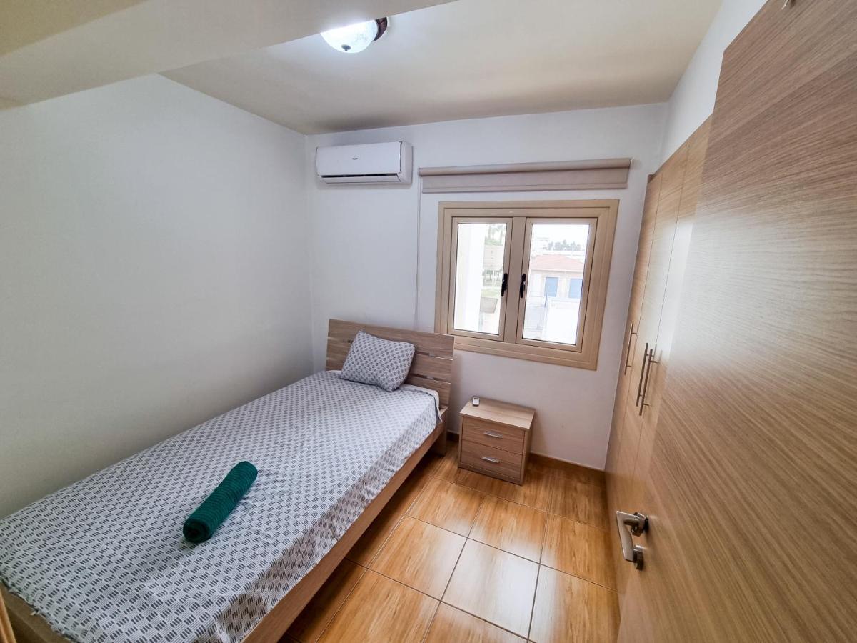 Sunbay City Rooms Larnaca Exterior foto